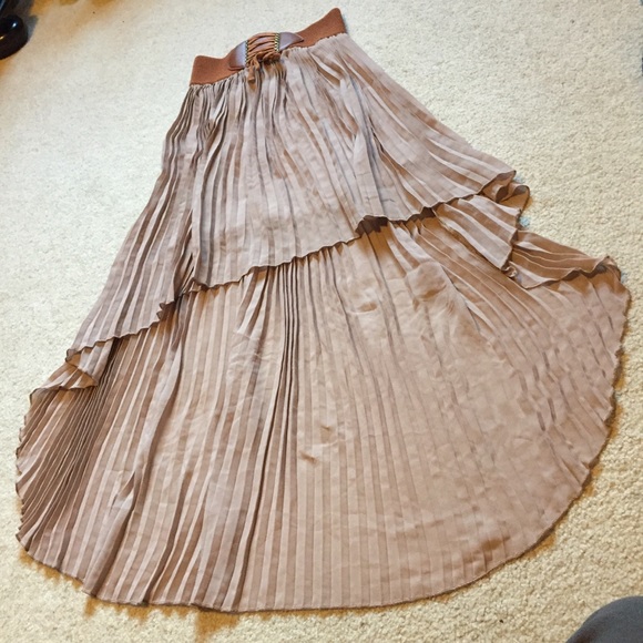 kreative content Dresses & Skirts - Kreative Content women’s maxi skirt size small